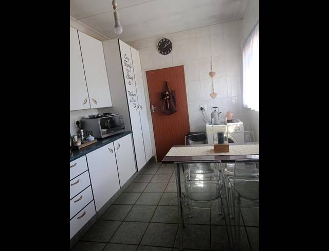 4 BEDROOM HOUSE FOR SALE IN ELSPARK